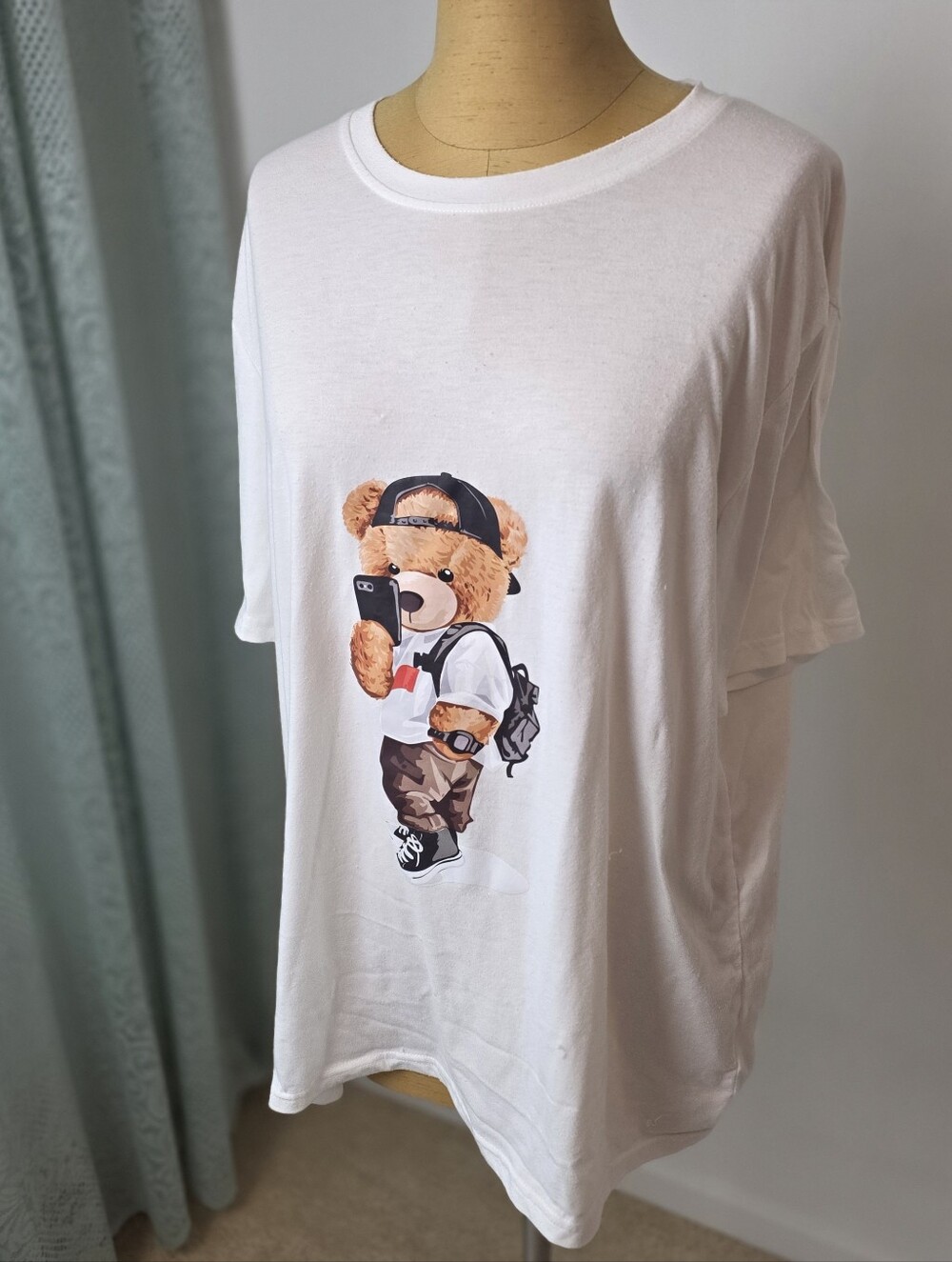 Oversized White Teddy Bear Graphic T-Shirt XL - Picture 3 of 4